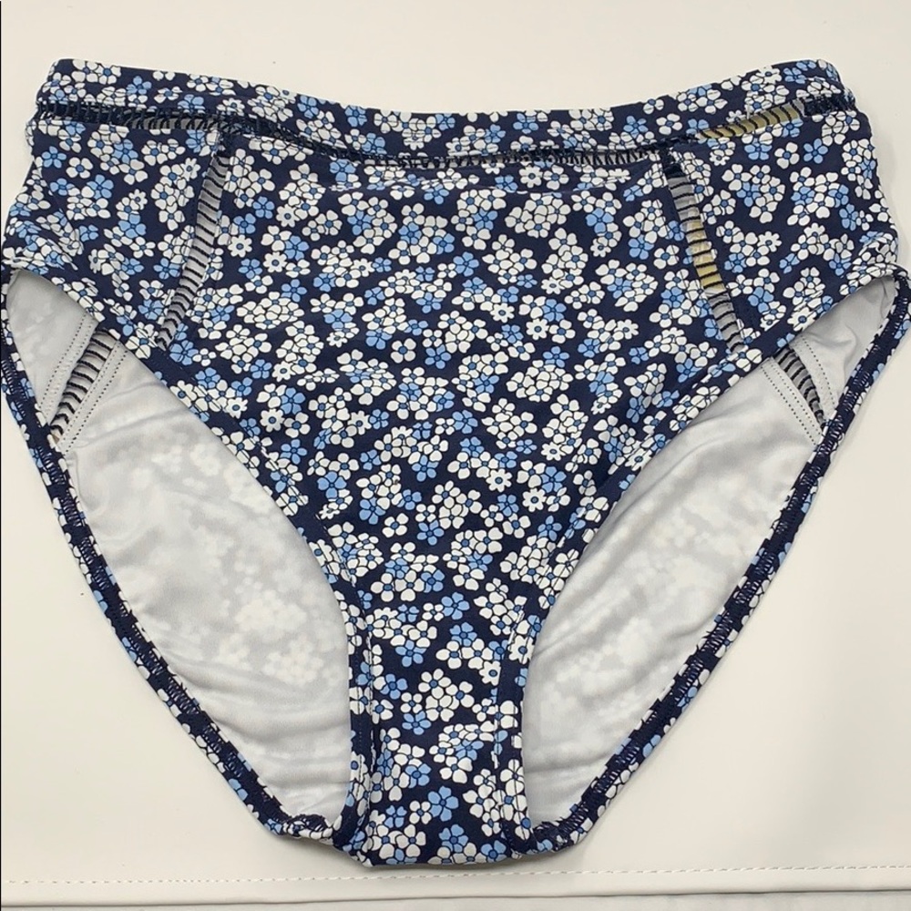Bikini bottoms